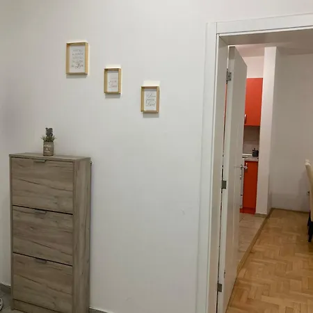 דירה Tea סרמסקה מיטרוביקה