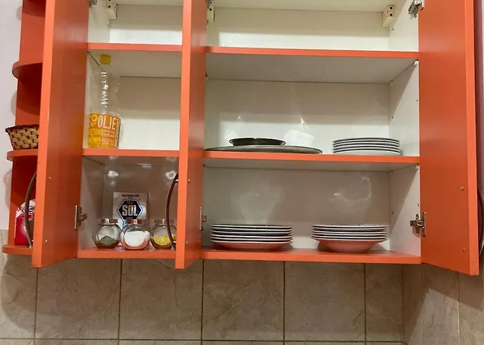 Tea * 스렘스카 미트로비차